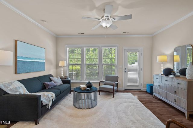1882 Blue Jay Point, Apex, NC 27502