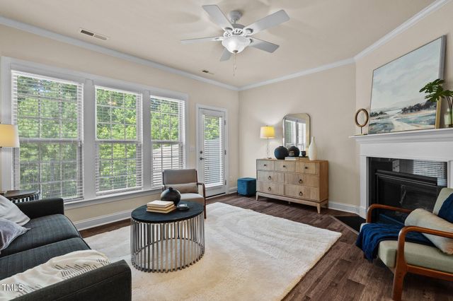 1882 Blue Jay Point, Apex, NC 27502