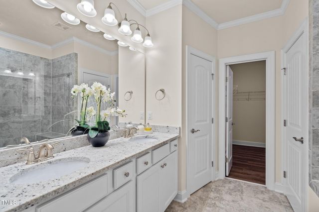 1882 Blue Jay Point, Apex, NC 27502