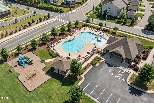 1882 Blue Jay Point, Apex, NC 27502