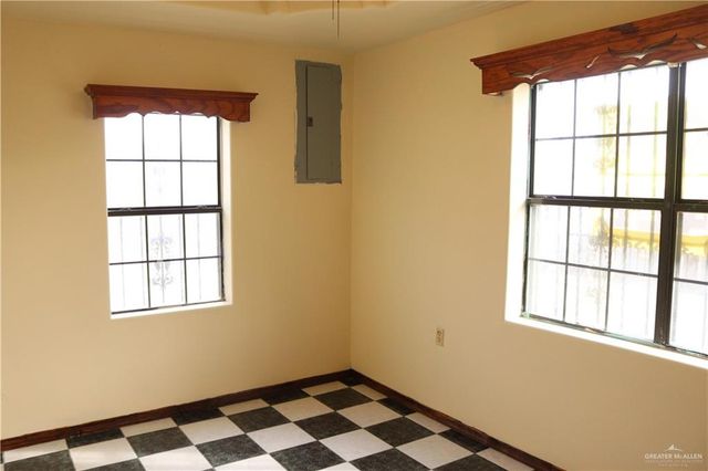 105 Elias Lopez Boulevard, Rio Grande City, TX 78582