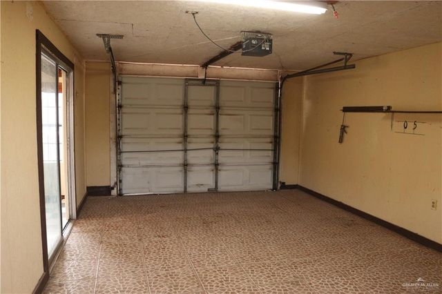 105 Elias Lopez Boulevard, Rio Grande City, TX 78582