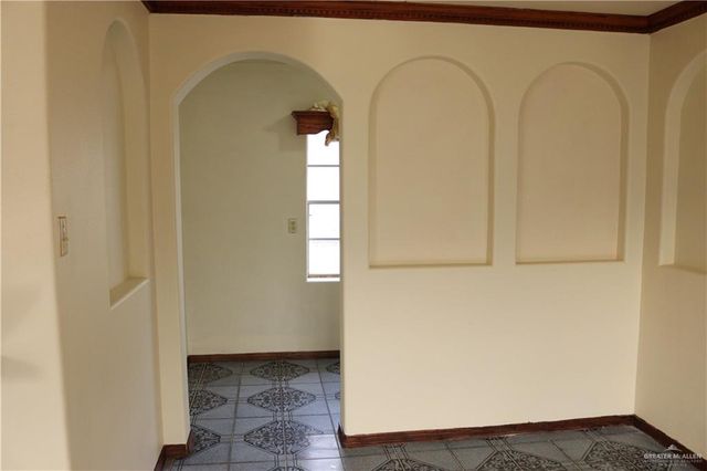 105 Elias Lopez Boulevard, Rio Grande City, TX 78582