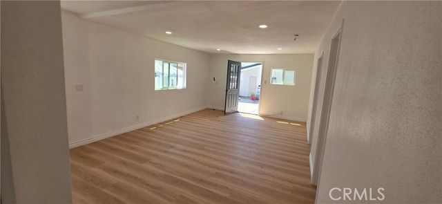 1124 E 76th, Los Angeles, CA 90001