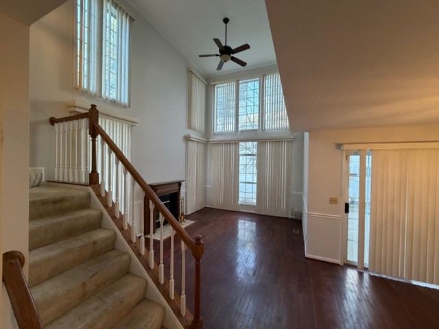 428 Country Lane Court, Wauconda, IL 60084