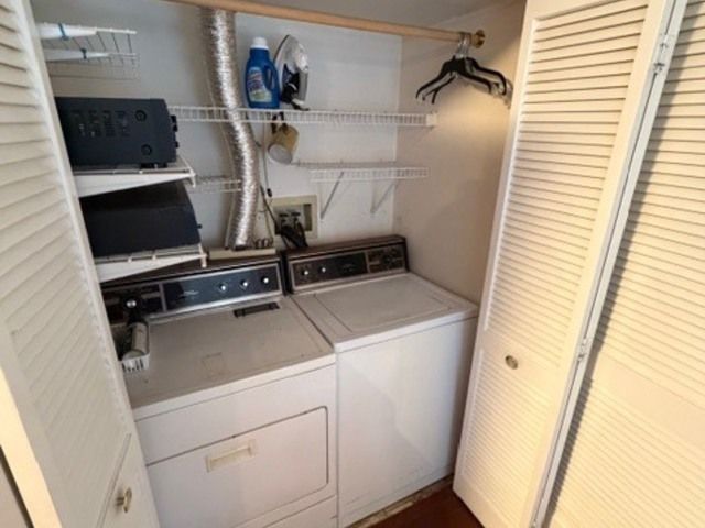 428 Country Lane Court, Wauconda, IL 60084