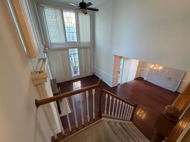 428 Country Lane Court, Wauconda, IL 60084