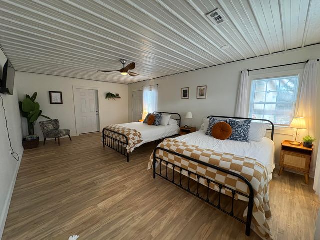 13343 W Hwy Z Highway W, Stockton, MO 65785