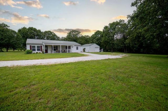 13343 W Hwy Z Highway W, Stockton, MO 65785