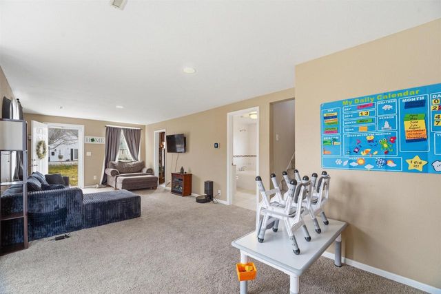 426 W 10TH STREET, Kaukauna, WI 54130