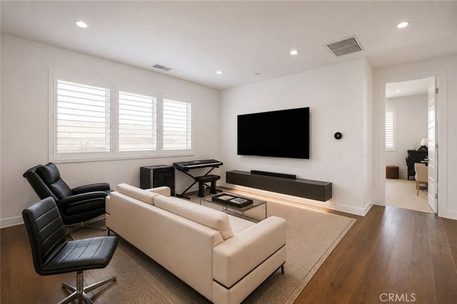 11701 N Greenwood Drive, Porter Ranch, CA 91326