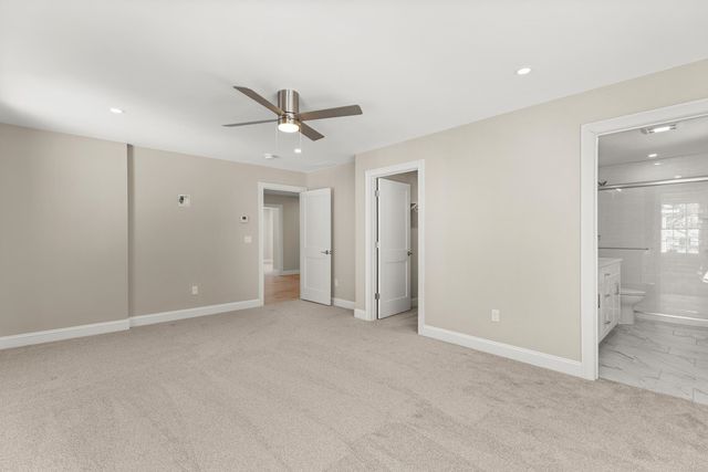 16 Porch Light Drive UNIT 2, Dover, NH 03820