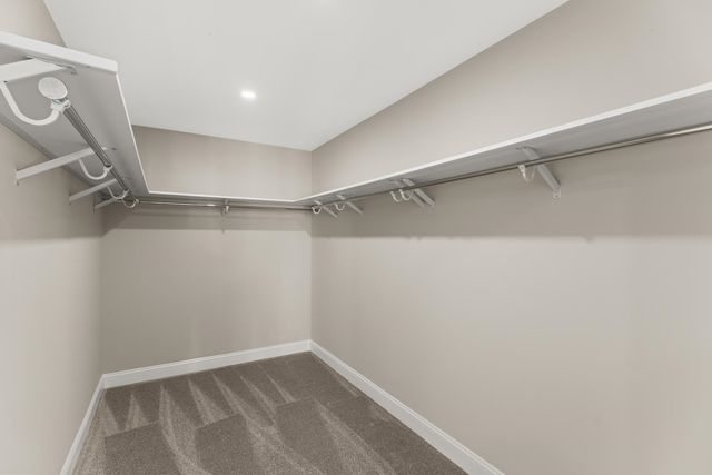 16 Porch Light Drive UNIT 2, Dover, NH 03820