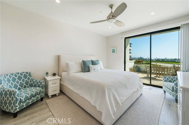 230 Lille Lane 113, Newport Beach, CA 92663