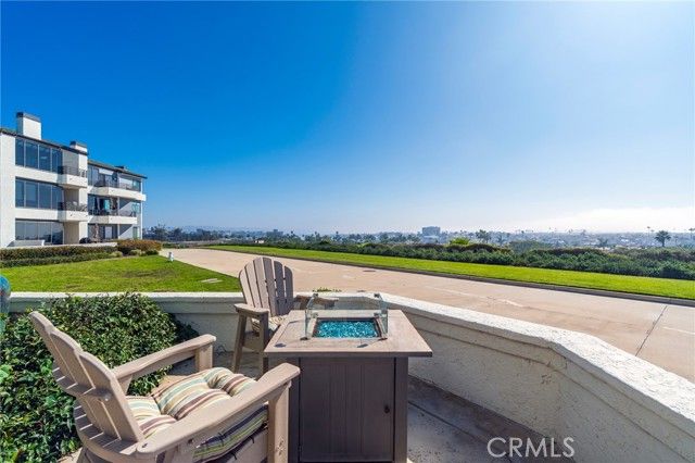 230 Lille Lane 113, Newport Beach, CA 92663
