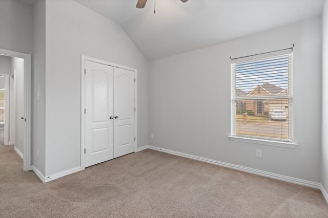 466 Rockaway Drive, Midlothian, TX 76065