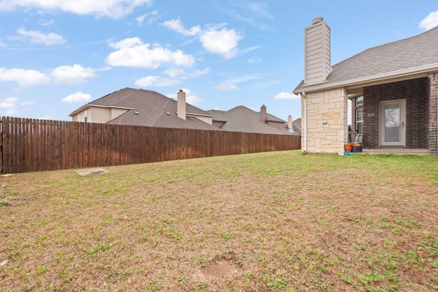 466 Rockaway Drive, Midlothian, TX 76065