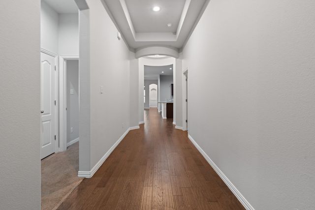 466 Rockaway Drive, Midlothian, TX 76065