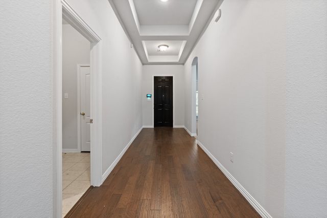 466 Rockaway Drive, Midlothian, TX 76065