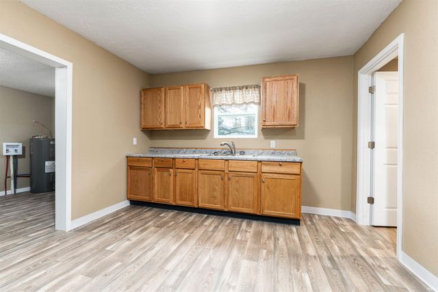 446 E Center Street, Dunkirk, IN 47336