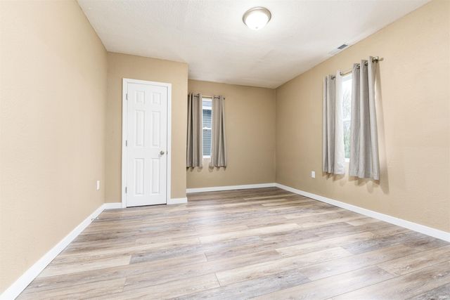 446 E Center Street, Dunkirk, IN 47336