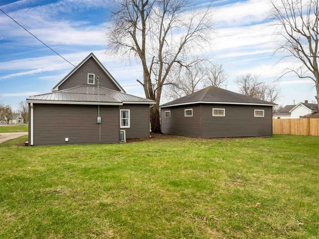 446 E Center Street, Dunkirk, IN 47336