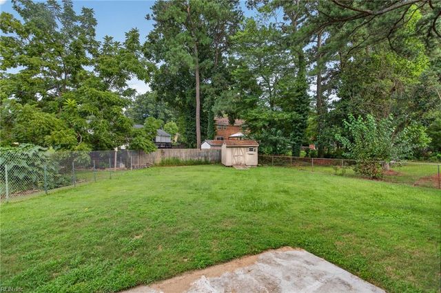 134 Tuckahoe DR, Newport News, VA 23606