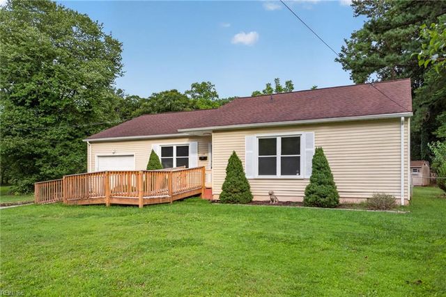 134 Tuckahoe DR, Newport News, VA 23606