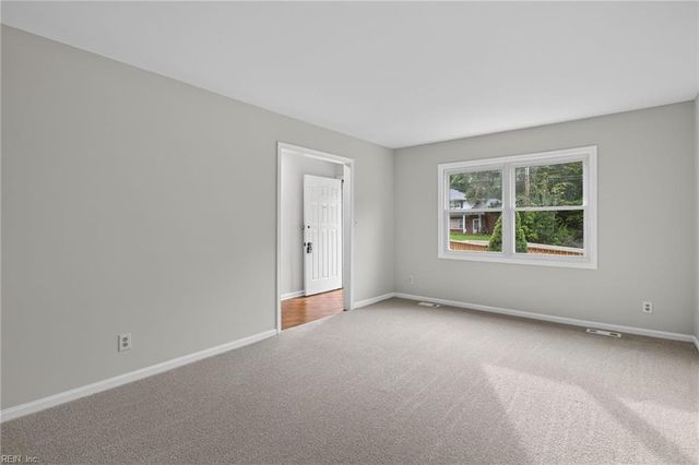 134 Tuckahoe DR, Newport News, VA 23606