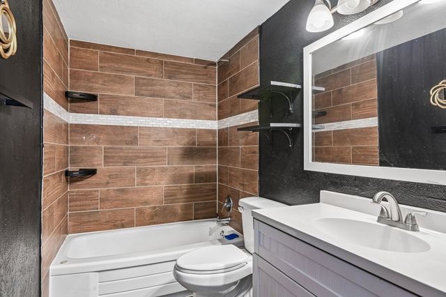 6324 Scotsdale Drive, Forest Hill, TX 76119