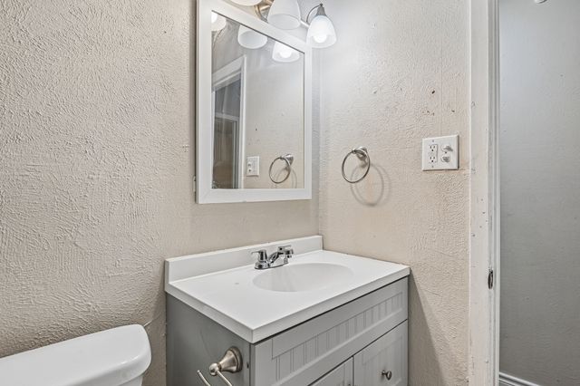6324 Scotsdale Drive, Forest Hill, TX 76119