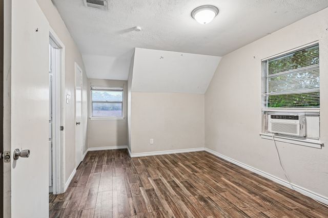 6324 Scotsdale Drive, Forest Hill, TX 76119