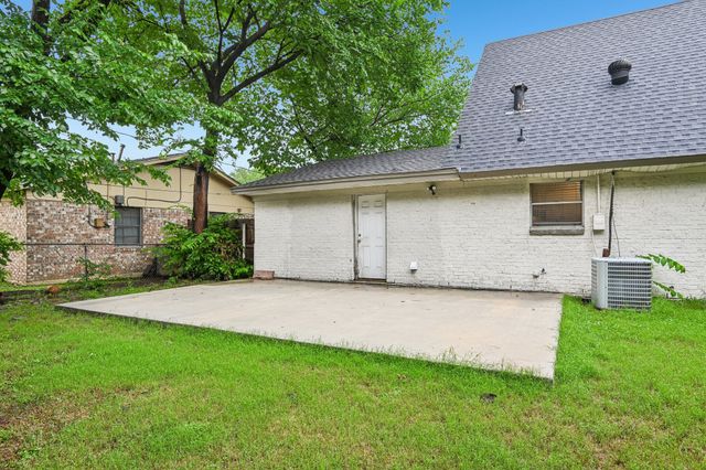 6324 Scotsdale Drive, Forest Hill, TX 76119