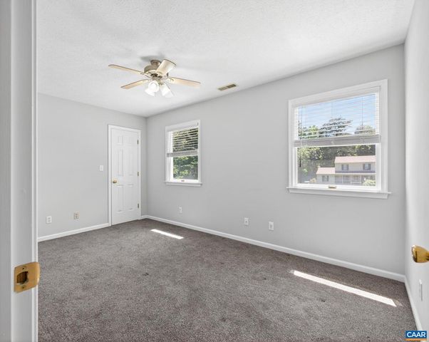 504 DEER DR, Ruckersville, VA 22968