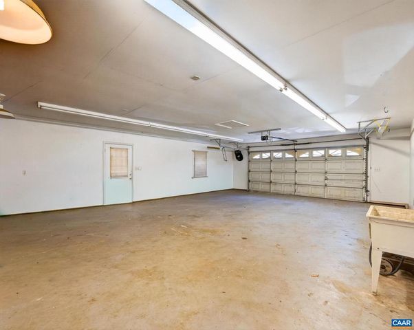 504 DEER DR, Ruckersville, VA 22968