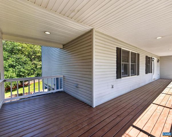 504 DEER DR, Ruckersville, VA 22968