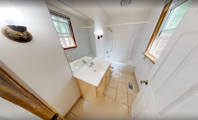 522 Niagara Street, Eau Claire, WI 54703
