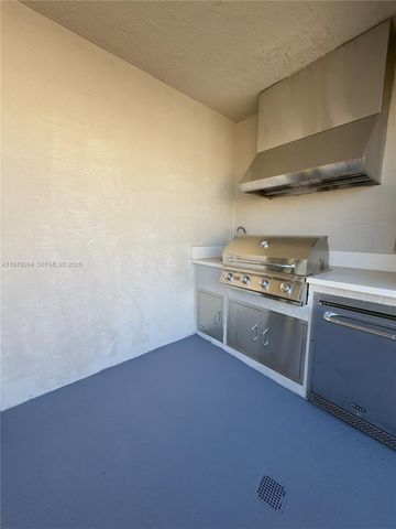 4761 NW 84th Ave 0, Doral, FL 33166