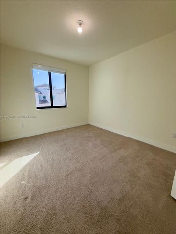 4761 NW 84th Ave 0, Doral, FL 33166