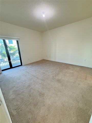 4761 NW 84th Ave 0, Doral, FL 33166