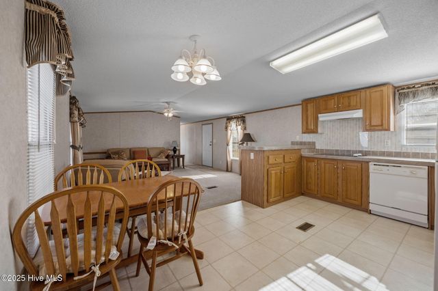 955 Pineclair Drive SW, Calabash, NC 28467