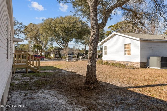 955 Pineclair Drive SW, Calabash, NC 28467