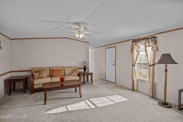 955 Pineclair Drive SW, Calabash, NC 28467