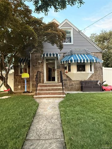 71 Ribbon Street, Franklin Square, NY 11010