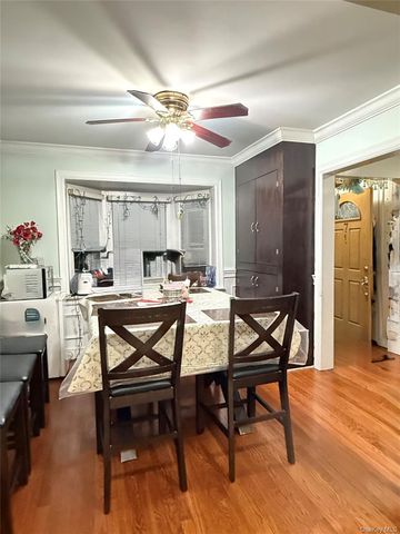 71 Ribbon Street, Franklin Square, NY 11010
