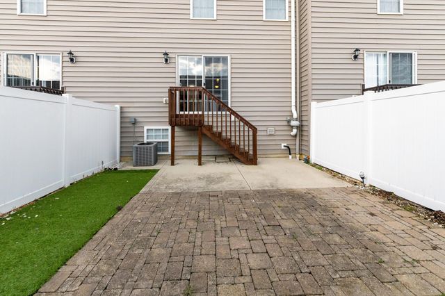 5269 Cross River Falls Boulevard, 38, Dublin, OH 43016