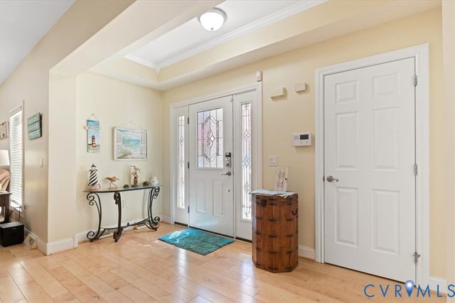 38 Jerdone Island Dr, Bumpass, VA 23024