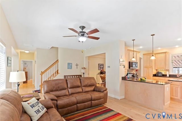 38 Jerdone Island Dr, Bumpass, VA 23024