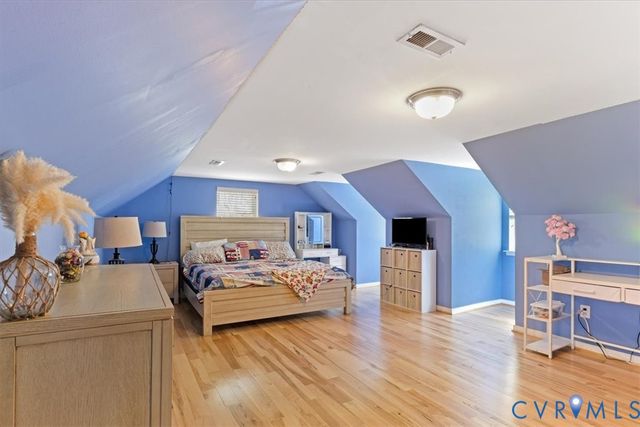 38 Jerdone Island Dr, Bumpass, VA 23024