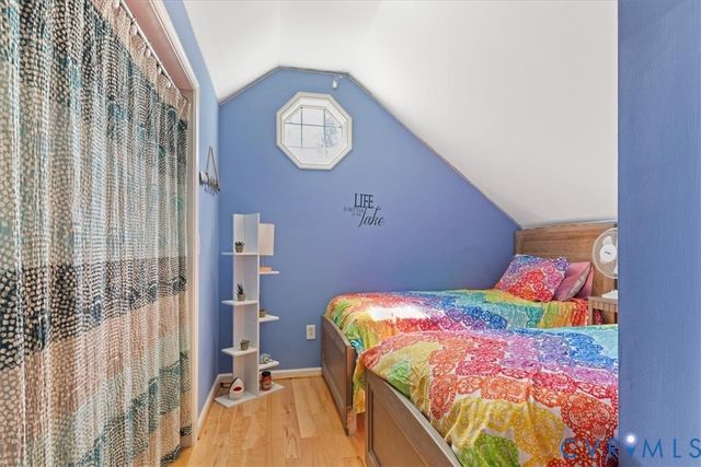 38 Jerdone Island Dr, Bumpass, VA 23024